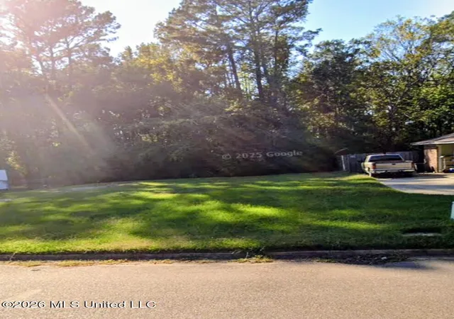 Photo 4 of Land for sale at Oak Grv Ln, Jackson, MS 39212 | MLS# 4151587 | Listing updated on 2026-06-04