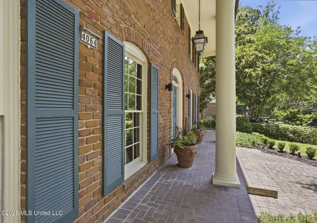 Photo 4 of Sale Pending at 4064 Eastwood Dr, Jackson, MS 39211 | MLS# 4151637 | Listing updated on 2026-08-27