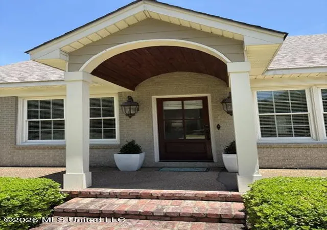 Homes for sale in Greenwood, MS | 400 Grand Blvd, Greenwood, MS 38930 | MLS# 4151471