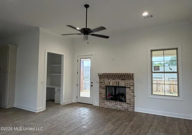 Photo 3 of Single family home for sale at 311 Jasmine Cvs Ln, Brandon, MS 39042 | MLS# 4151478 | Listing updated on 2026-09-07