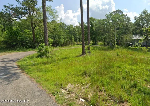 Homes for sale in Gautier, MS | 1 Sunrise Dr, Gautier, MS 39553 | MLS# 4151491