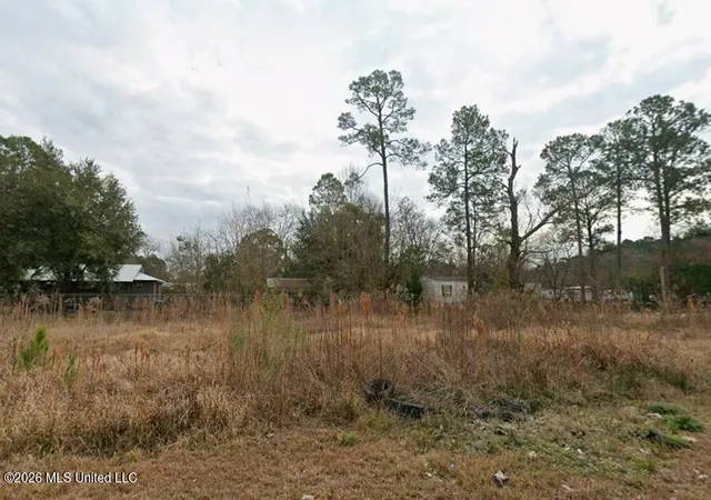 Homes for sale in Gautier, MS | 1 Sunrise Dr, Gautier, MS 39553 | MLS# 4151491