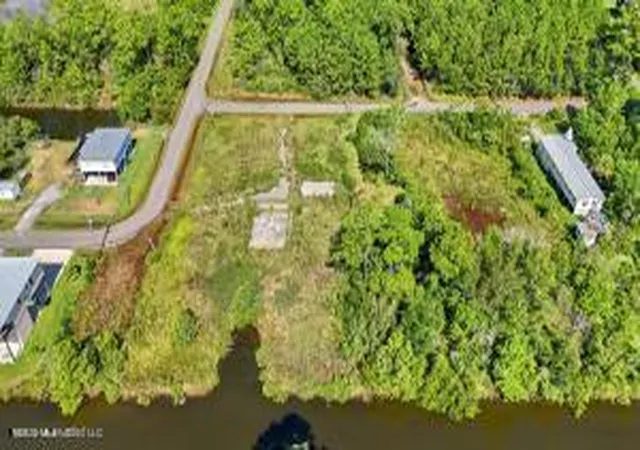 Homes for sale in Bay Saint Louis, MS | 10010 E Bayou View Dr, Bay Saint Louis, MS 39520 | MLS# 4151547