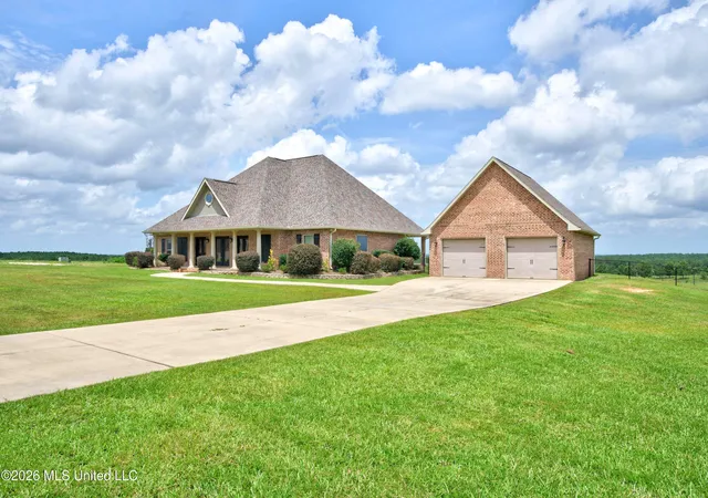 Homes for sale in Carriere, MS | 74 The Hills Dr, Carriere, MS 39426 | MLS# 4153486