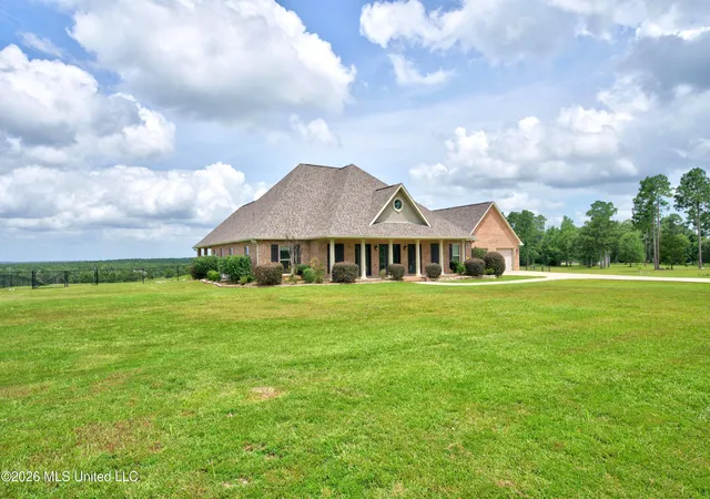 Homes for sale in Carriere, MS | 74 The Hills Dr, Carriere, MS 39426 | MLS# 4153486