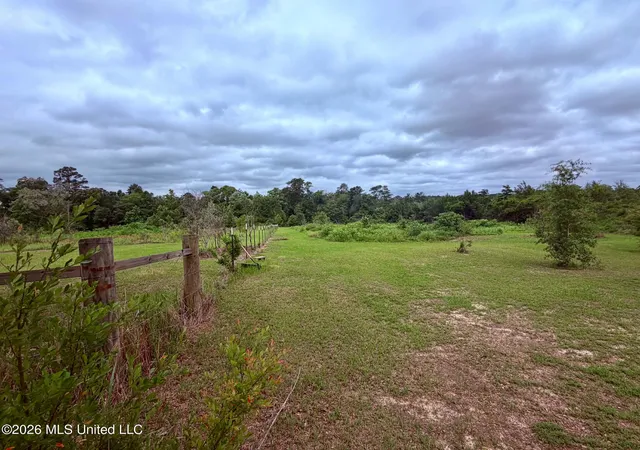 Homes for sale in Lucedale, MS | 1882 Mcinnis Vernal Rd, Lucedale, MS 39452 | MLS# 4151540