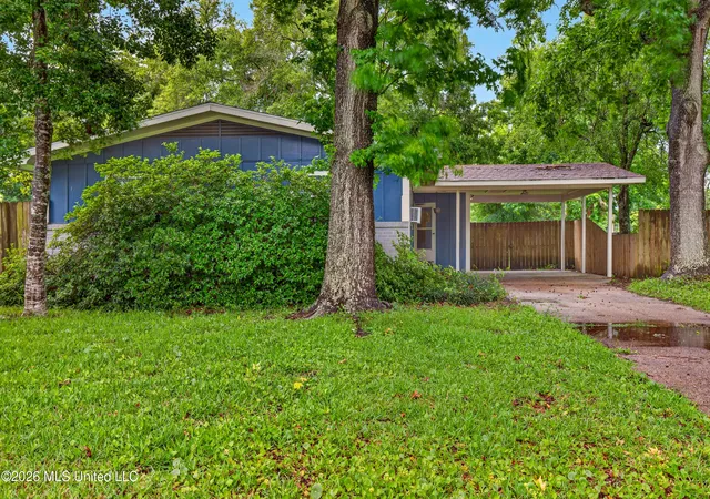 Photo 3 of Sale Pending at 4502 New Hope Ave, Pascagoula, MS 39581 | MLS# 4151576 | Listing updated on 2026-09-14