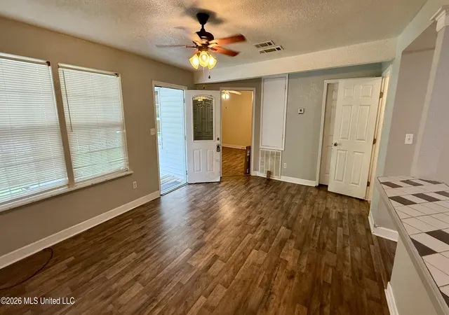 3rd image of 9510 Doris Deno Ave, Diberville, MS 39540 | MLS# 4151537