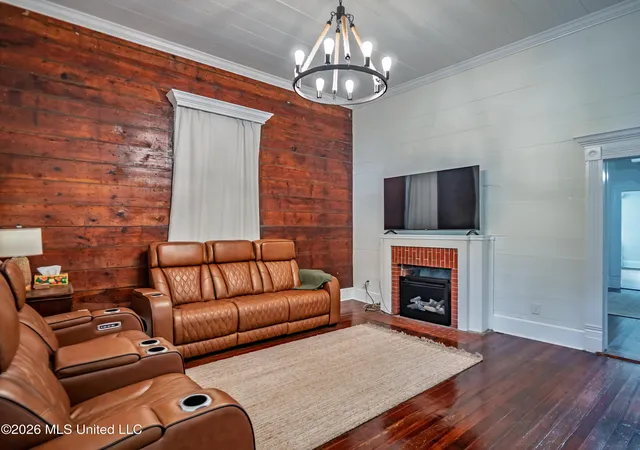 Homes for sale in Water Valley, MS | 301 Market St, Water Valley, MS 38965 | MLS# 4151625