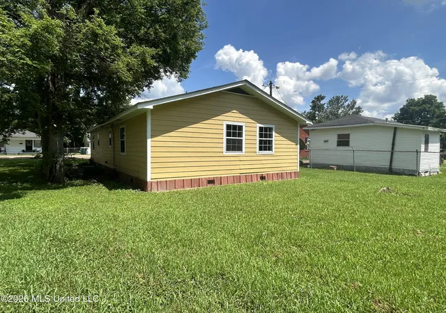 Homes for sale in Greenwood, MS | 618 Avenue J, Greenwood, MS 38930 | MLS# 4151640
