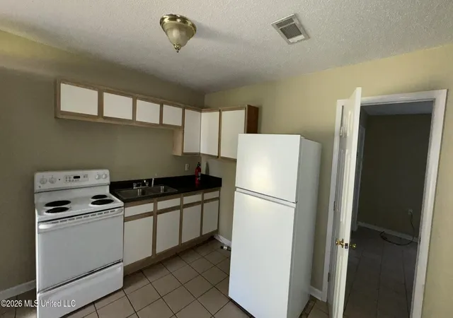 Homes for sale in Moss Point, MS | 6443 Jasmine St, Moss Point, MS 39563 | MLS# 4154083