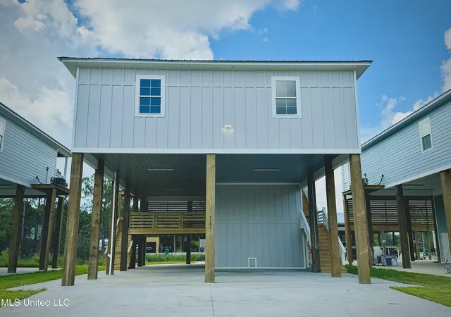 1st image of 4167 Nineteenth St, Bay Saint Louis, MS 39520 | MLS# 4152068