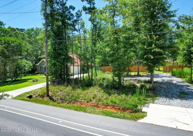 Homes for sale in Diamondhead, MS | W Diamondhead Dr, Diamondhead, MS 39525 | MLS# 4151752