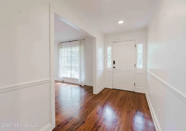 Photo 3 of Sale Pending at 5355 Suffolk Dr, Jackson, MS 39211 | MLS# 4151877 | Listing updated on 2026-08-03