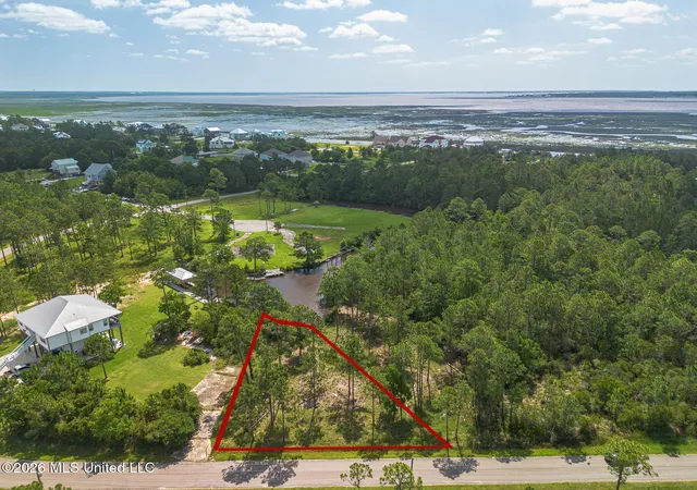 Homes for sale in Diamondhead, MS | Nhn Kalaepohuku Dr, Diamondhead, MS 39525 | MLS# 4151927