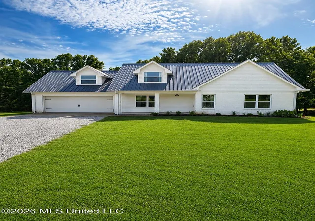 Homes for sale in Coldwater, MS | 3817 Stage Rd, Coldwater, MS 38618 | MLS# 4151845