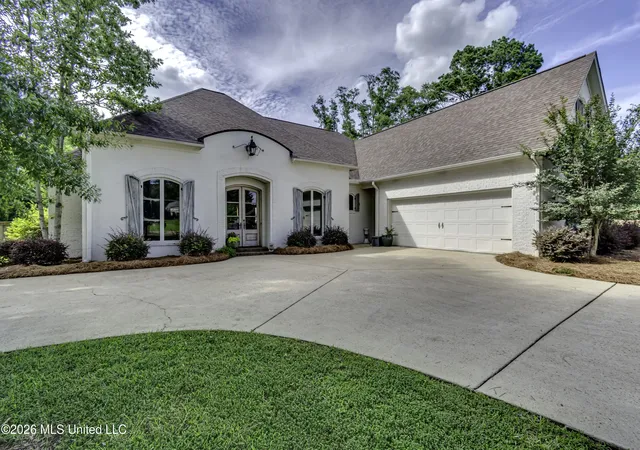 Photo 3 of Sale Pending at 110 Meadow Park Dr, Canton, MS 39046 | MLS# 4151881 | Listing updated on 2026-09-09