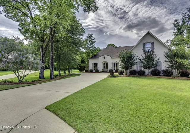 Photo 3 of Sale Pending at 110 Meadow Park Dr, Canton, MS 39046 | MLS# 4151881 | Listing updated on 2026-09-09