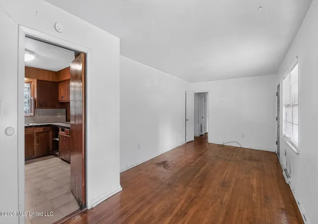 Photo 3 of Single family home for sale at 1936 Ventura Dr, Jackson, MS 39204 | MLS# 4154003 | Listing updated on 2026-09-15