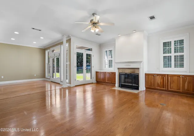 Photo 3 of Single family home for sale at 501 General Pershing Ave, Ocean Springs, MS 39564 | MLS# 4151896 | Listing updated on 2026-07-30