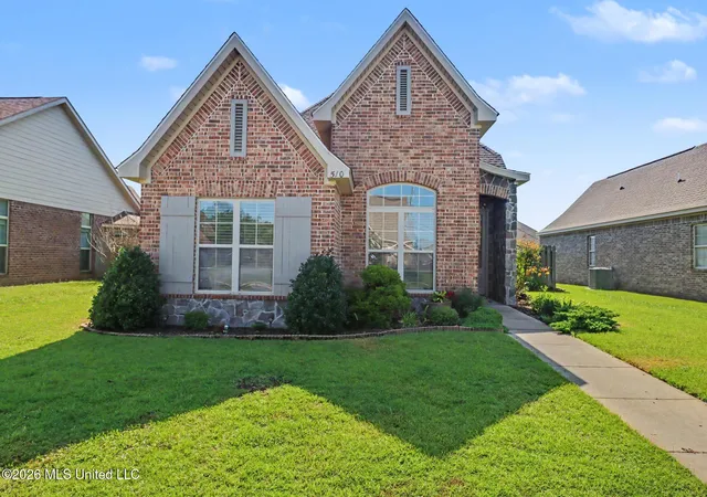 Homes for sale in Ocean Springs, MS | 510 Palm Breeze Dr, Ocean Springs, MS 39564 | MLS# 4151856