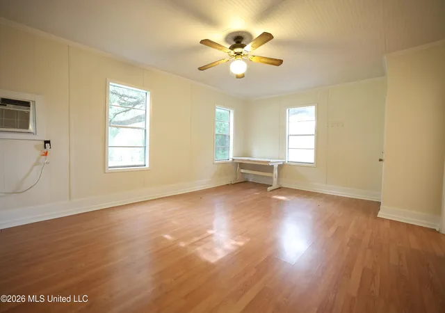 Photo 3 of Single family home for sale at 1412 Chestnut St, Jackson, LA 70748 | MLS# 4151992 | Listing updated on 2026-09-04