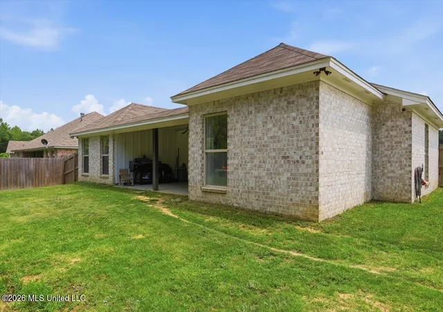 Homes for sale in Florence, MS | 733 Lexington Dr, Florence, MS 39073 | MLS# 4151879