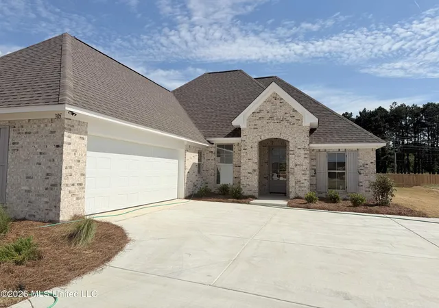 Photo 3 of Single family home for sale at 305 Mesa Cvs, Madison, MS 39110 | MLS# 4151904 | Listing updated on 2026-09-21