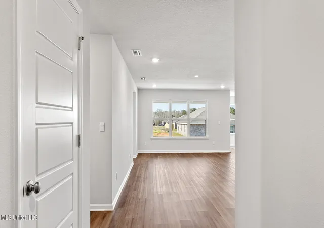 Photo 4 of Single family home for sale at 9348 Reserve Blvd, Biloxi, MS 39532 | MLS# 4159367 | Listing updated on 2026-10-02