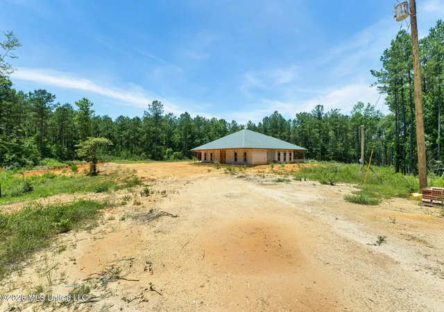 Homes for sale in Ellisville, MS | 313 Spur Line Rd, Ellisville, MS 39437 | MLS# 4151939