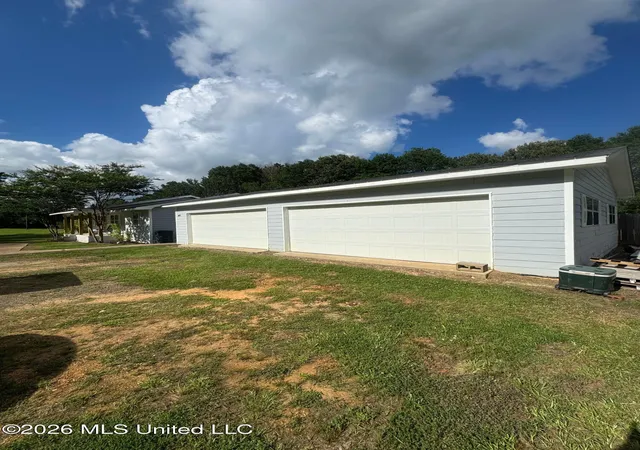 Homes for sale in Pelahatchie, MS | 410 N Brooks Ave, Pelahatchie, MS 39145 | MLS# 4151990