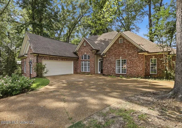 Homes for sale in Clinton, MS | 117 Trace Ridge Dr, Clinton, MS 39056 | MLS# 4152952