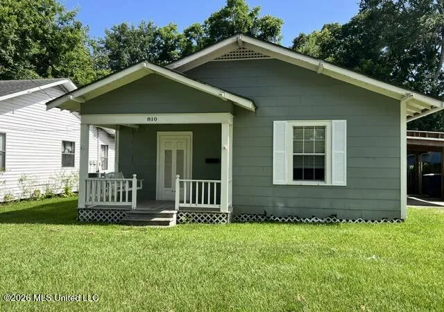 Photo 1 of Single family home for sale at 810 Mckinley Ave, Pascagoula, MS 39567 | MLS# 4152122 | Listing updated on 2026-08-04