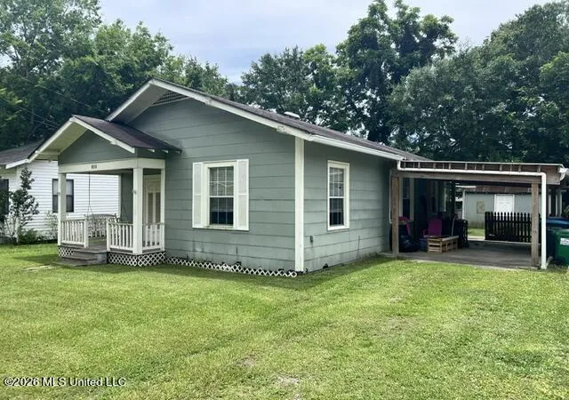 Photo 3 of Single family home for sale at 810 Mckinley Ave, Pascagoula, MS 39567 | MLS# 4152122 | Listing updated on 2026-08-04