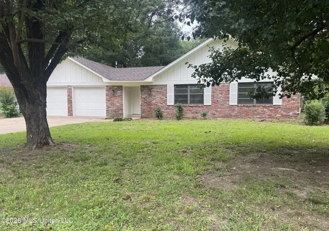 Photo 1 of Sale Pending at 1523 Dorgan St, Jackson, MS 39204 | MLS# 4152349 | Listing updated on 2026-09-18
