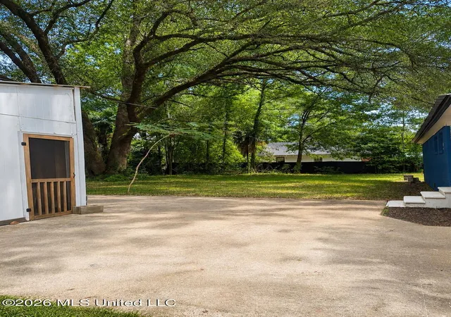 3rd image of 1808 Center St, Leakesville, MS 39451 | MLS# 4157613