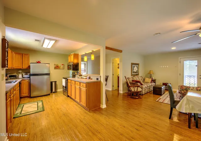 Photo 4 of Single family home for sale at 39 Harrison Rd, Bay Saint Louis, MS 39520 | MLS# 4152619 | Listing updated on 2026-09-10