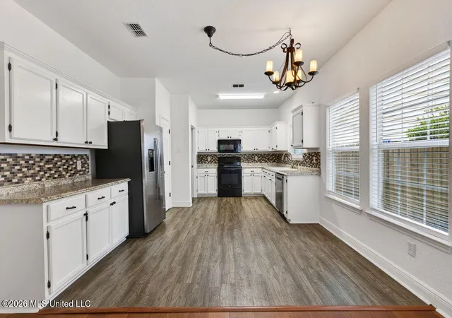 3rd image of 11118 Oakcrest Dr, D'iberville, MS 39540 | MLS# 4152406