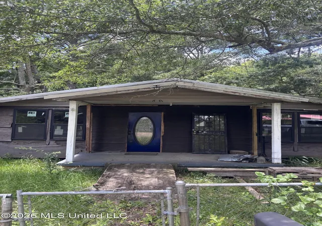 Homes for sale in Magee, MS | 610 Nw 9th Ave, Magee, MS 39111 | MLS# 4152191
