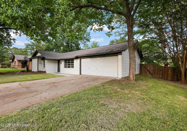 Photo 3 of Single family home for sale at 40 Woodbridge Rd, Brandon, MS 39042 | MLS# 4152216 | Listing updated on 2026-07-31