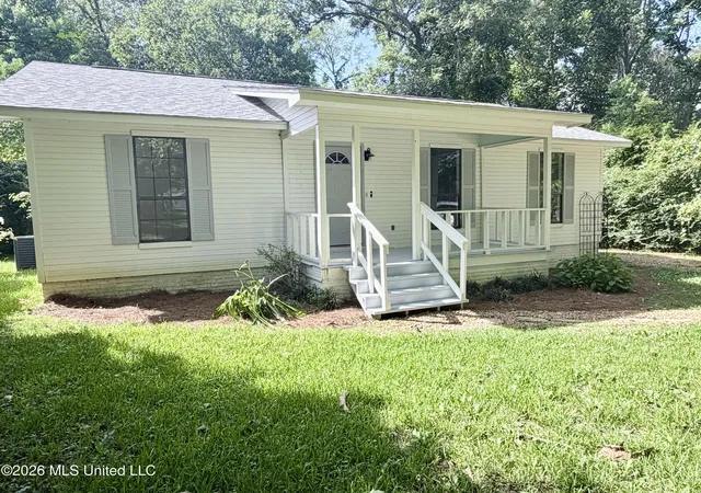 Homes for sale in Florence, MS | 260 Morrison Rd, Florence, MS 39073 | MLS# 4153755
