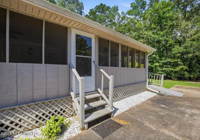 Homes for sale in Florence, MS | 118 Pine Ridge Rd, Florence, MS 39073 | MLS# 4152262