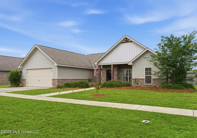 Homes for sale in Petal, MS | 34 Castlewoods Wy, Petal, MS 39465 | MLS# 4152298