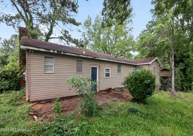 Photo 3 of Sale Pending at 1348 Marydale Dr, Jackson, MS 39212 | MLS# 4154004 | Listing updated on 2026-09-08