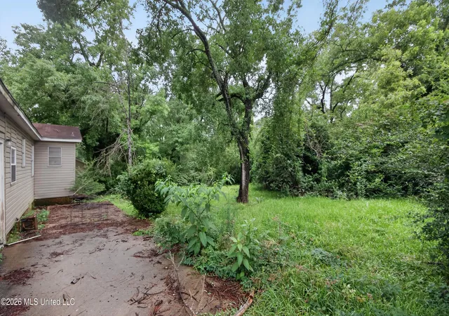 Photo 3 of Sale Pending at 1348 Marydale Dr, Jackson, MS 39212 | MLS# 4154004 | Listing updated on 2026-09-08