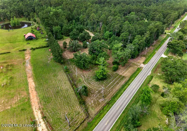 17th image of 114 Ceasar Rd, Picayune, MS 39466 | MLS# 4152976