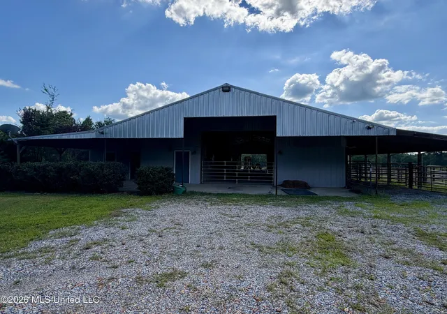 Homes for sale in Wesson, MS | 1071 Williams Rd, Wesson, MS 39191 | MLS# 4152320