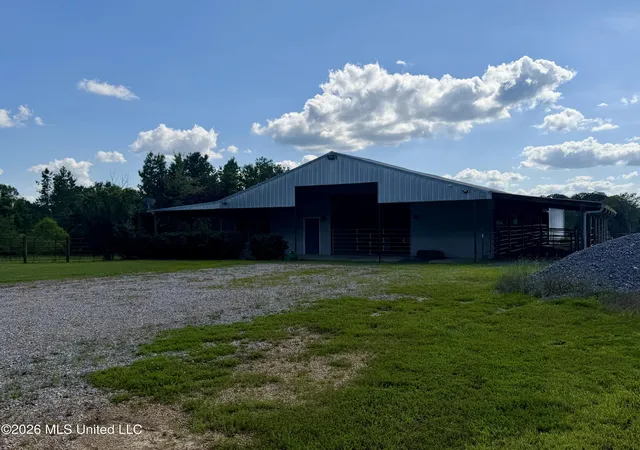 Homes for sale in Wesson, MS | 1071 Williams Rd, Wesson, MS 39191 | MLS# 4152320