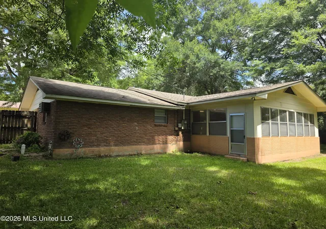 Homes for sale in Mc Comb, MS | 502 Lakeview Ave, Mc Comb, MS 39648 | MLS# 4152339