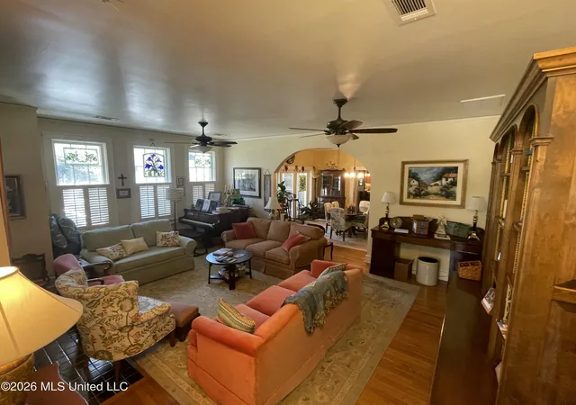 Homes for sale in Brookhaven, MS | 519 S Jackson St, Brookhaven, MS 39601 | MLS# 4153148